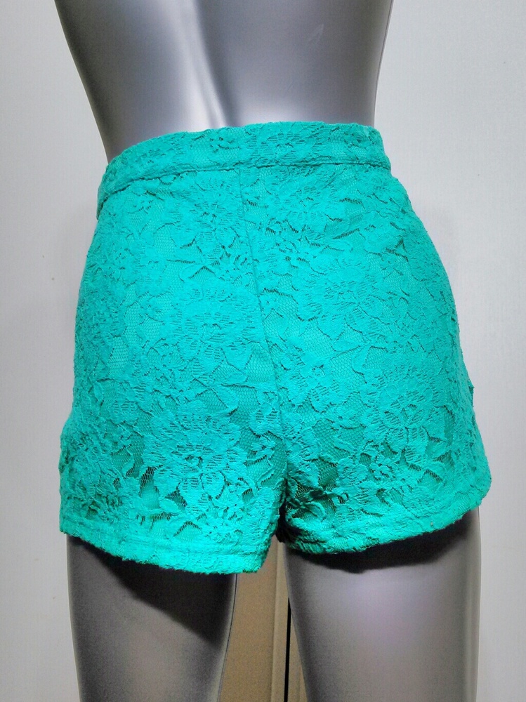 FOREVER 21 BOUTIQUE • Bright & Sexy Shorts (MP)